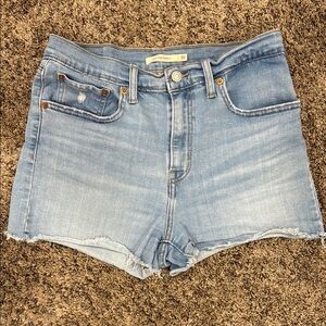 Levi’s High Rise Blue Jean Short Cut Offs Light Wash